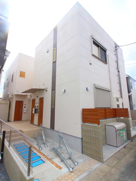 物件外観写真1　(外観写真)