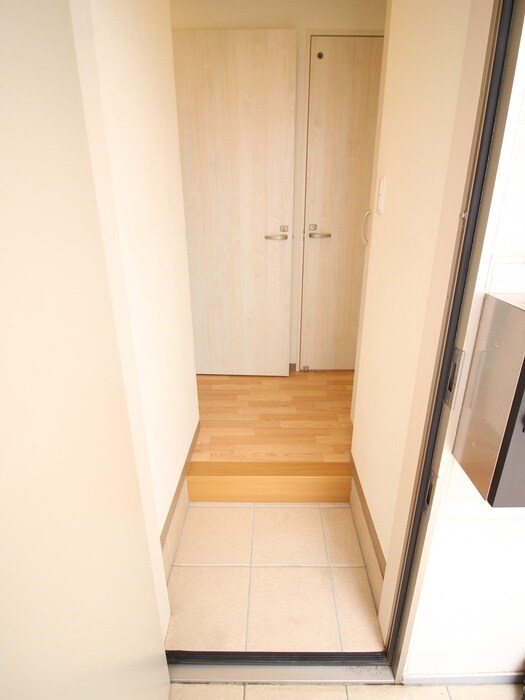 物件内観写真15　(玄関)