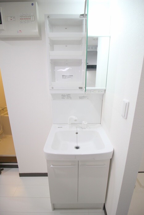 物件内観写真6　(洗面)