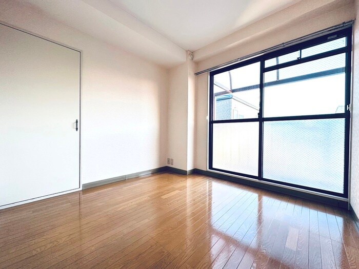 物件内観写真6　(居室)