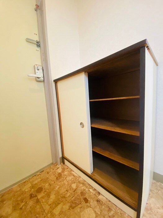 物件内観写真17　(靴箱)