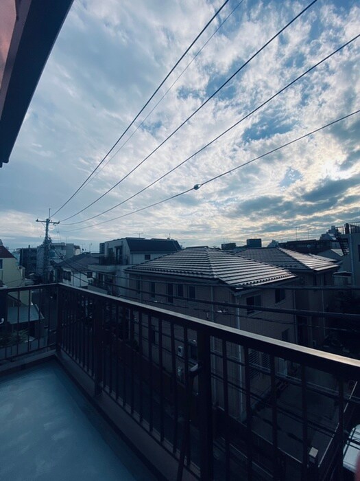 物件内観写真21　(室内からの展望)