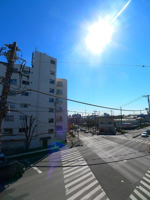 物件内観写真14　(室内からの展望)