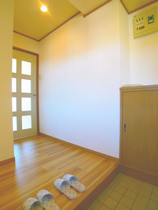 物件内観写真15　(廊下)