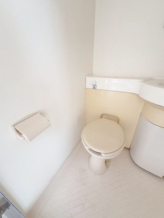 物件内観写真13　(トイレ)