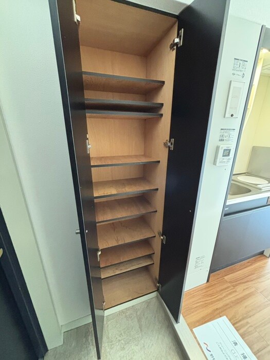 物件内観写真11　(靴箱)