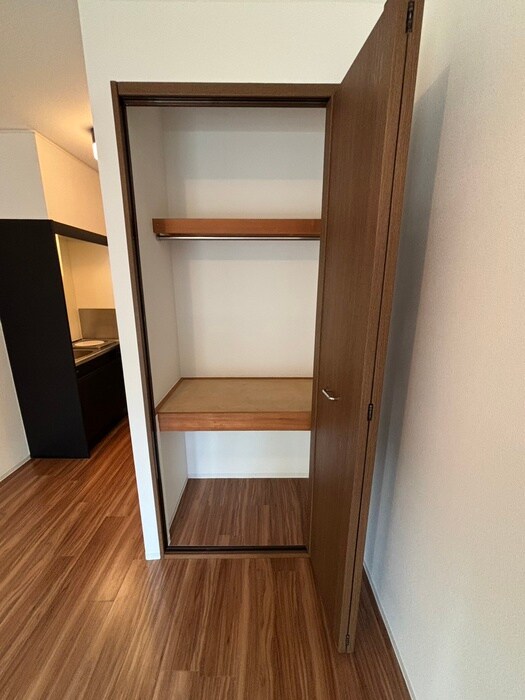 物件内観写真13　(収納)