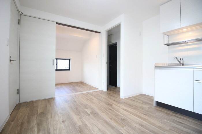 物件内観写真8　(居室)