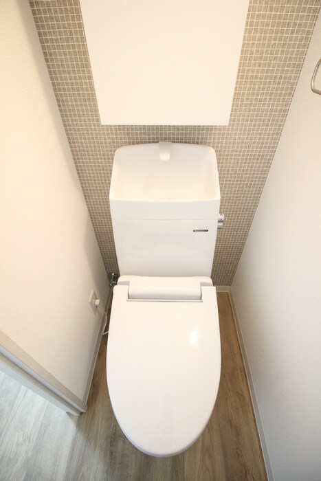 物件内観写真14　(トイレ)