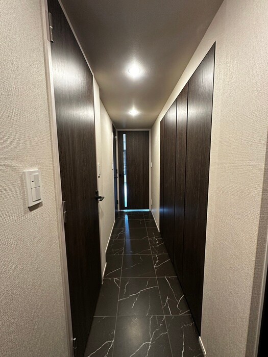 物件内観写真21　(廊下)