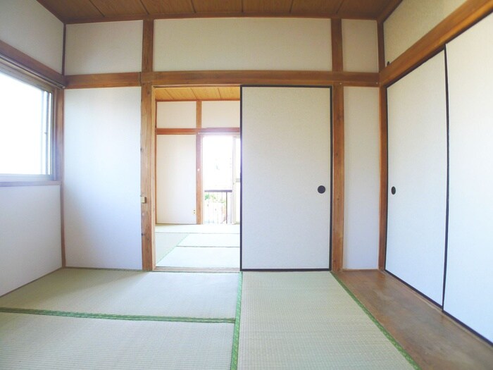 物件内観写真8　(居室)