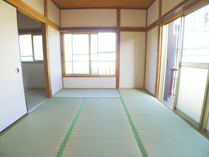 物件内観写真9　(居室)