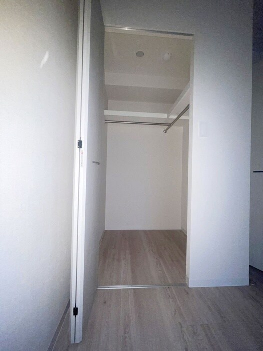 物件内観写真10　(収納)