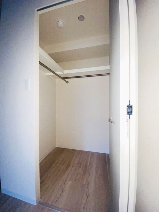 物件内観写真11　(収納)