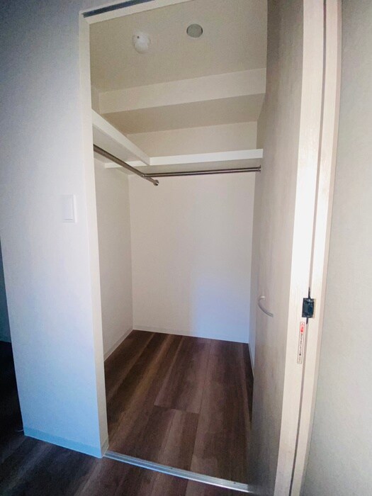 物件内観写真11　(収納)