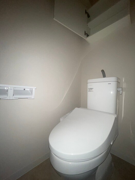 物件内観写真13　(トイレ)