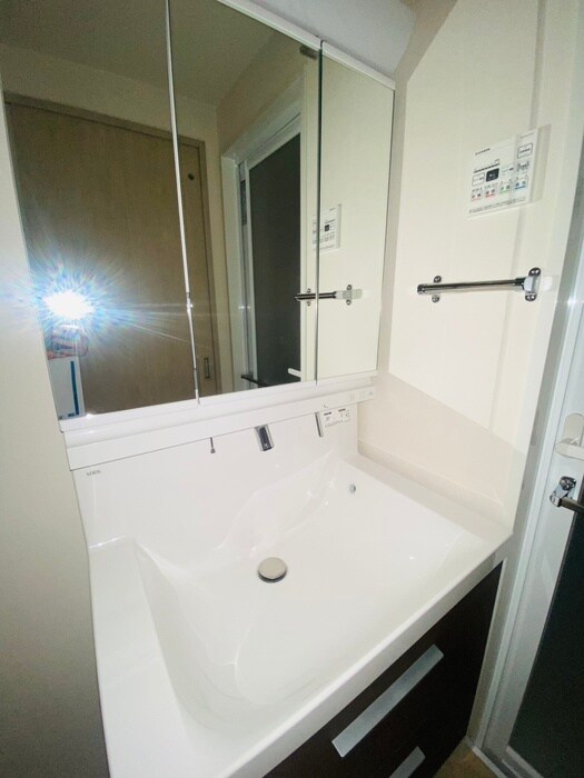 物件内観写真14　(洗面)