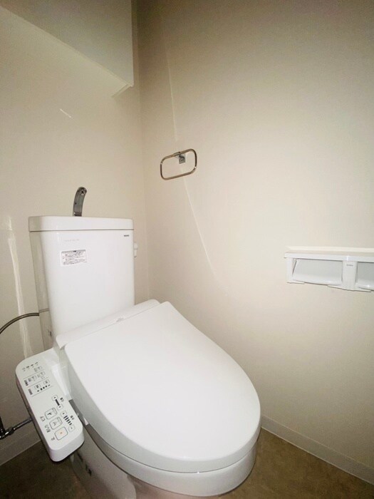 物件内観写真14　(トイレ)