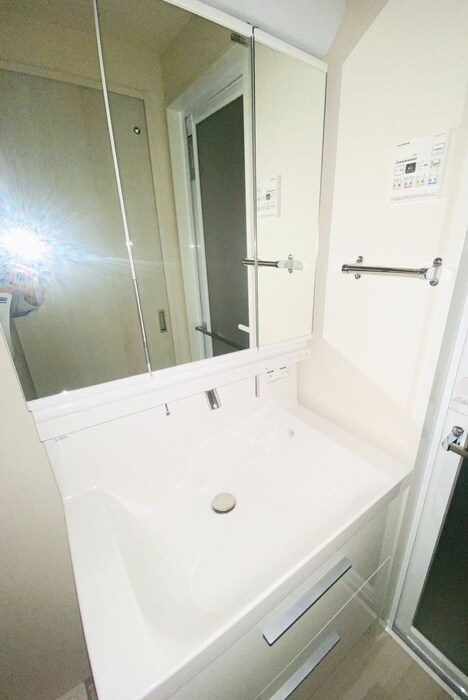 物件内観写真14　(洗面)