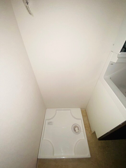 物件内観写真16　(洗濯機置場)