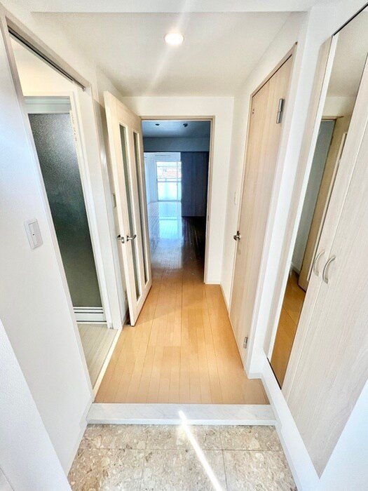 物件内観写真19　(廊下)