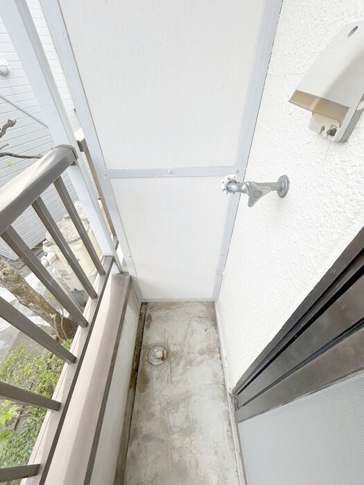 物件内観写真15　(洗濯機置場)