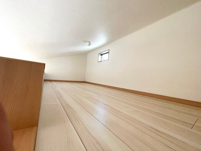 物件内観写真15　(ロフト)