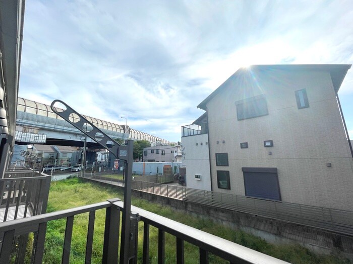 物件内観写真18　(室内からの展望)