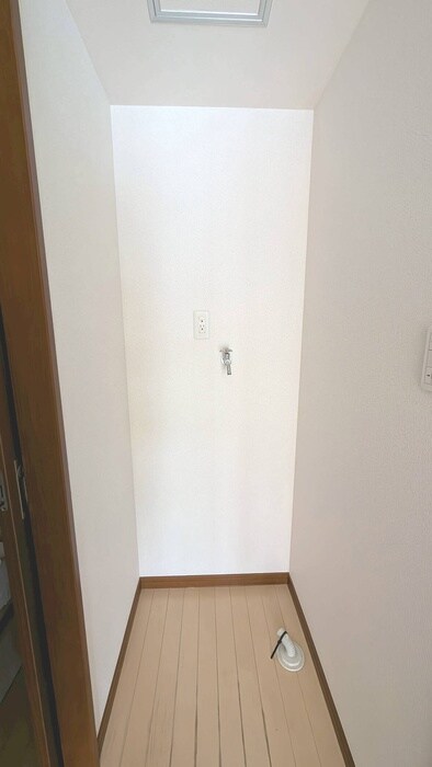 物件内観写真19　(洗濯機置場)