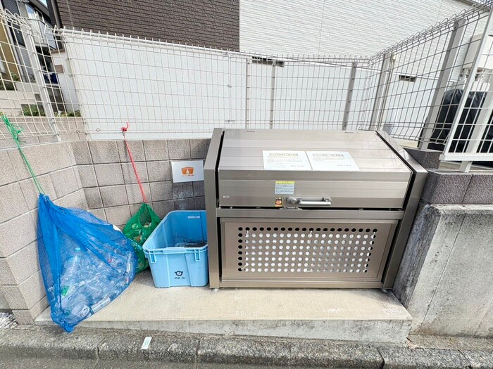 物件外観写真6　(建物設備)