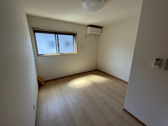 物件内観写真16　(居室)