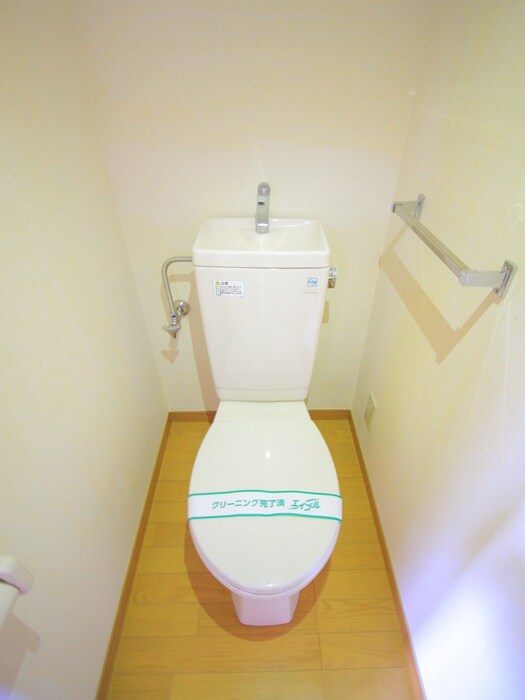 物件内観写真11　(トイレ)