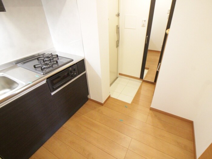 物件内観写真15　(玄関)