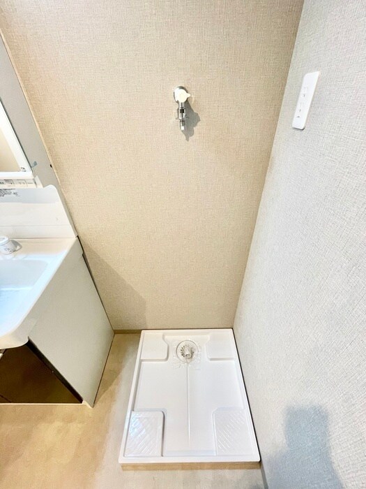 物件内観写真18　(洗濯機置場)