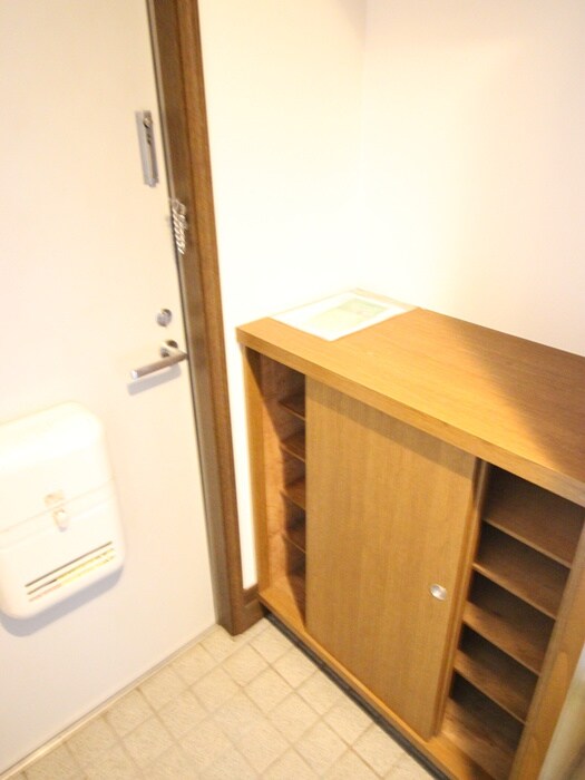 物件内観写真16　(靴箱)