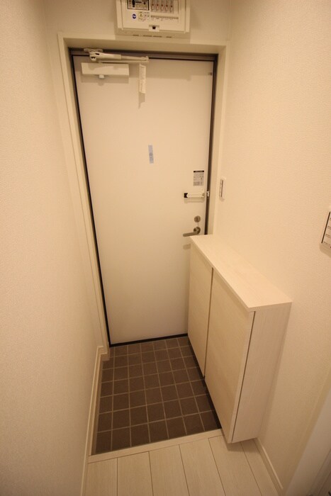 物件内観写真14　(玄関)