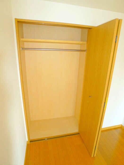 物件内観写真11　(収納)