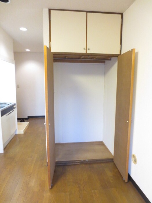 物件内観写真10　(居室)