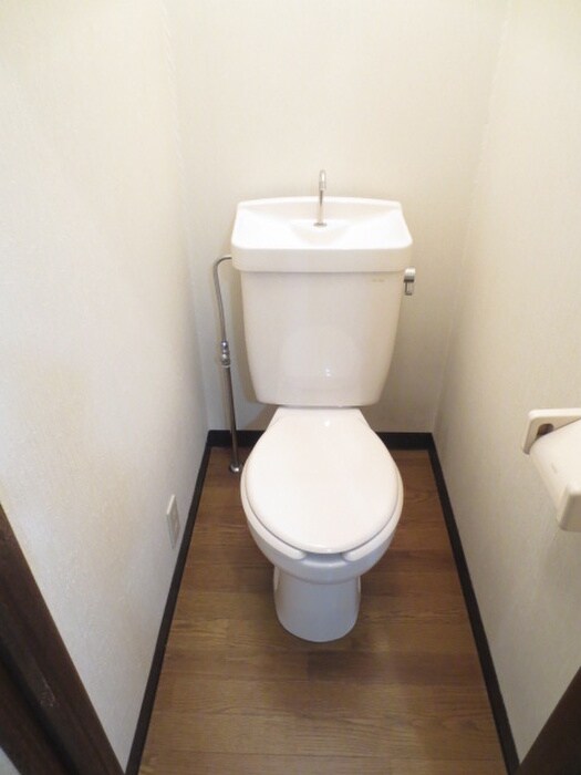 物件内観写真16　(トイレ)