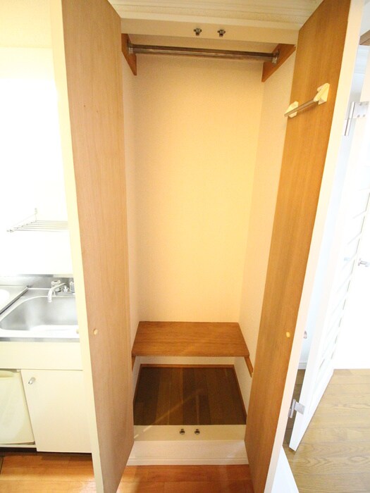 物件内観写真10　(収納)