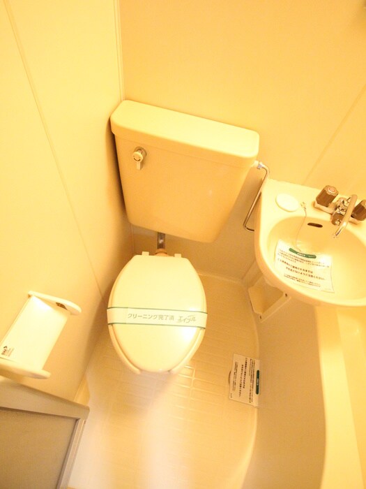 物件内観写真19　(トイレ)