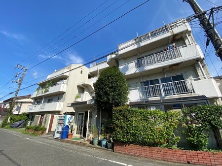 おがたマンション（２０３）外観写真