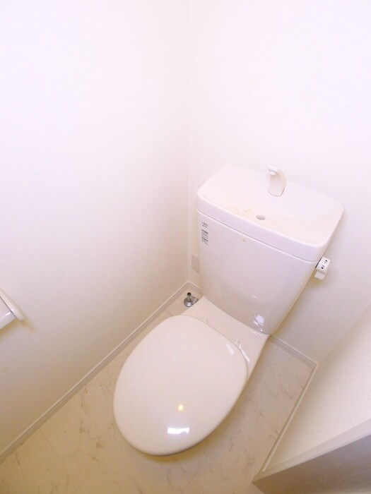 物件内観写真16　(トイレ)