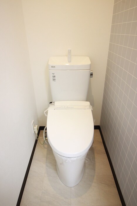 物件内観写真8　(トイレ)