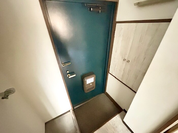 物件内観写真17　(玄関)