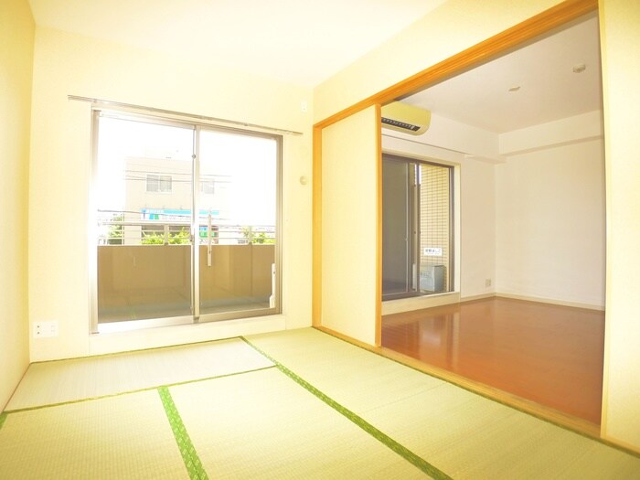 物件内観写真9　(居室)