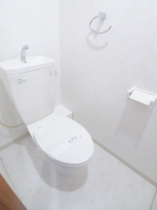 物件内観写真16　(トイレ)