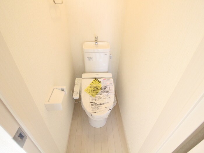 物件内観写真9　(トイレ)