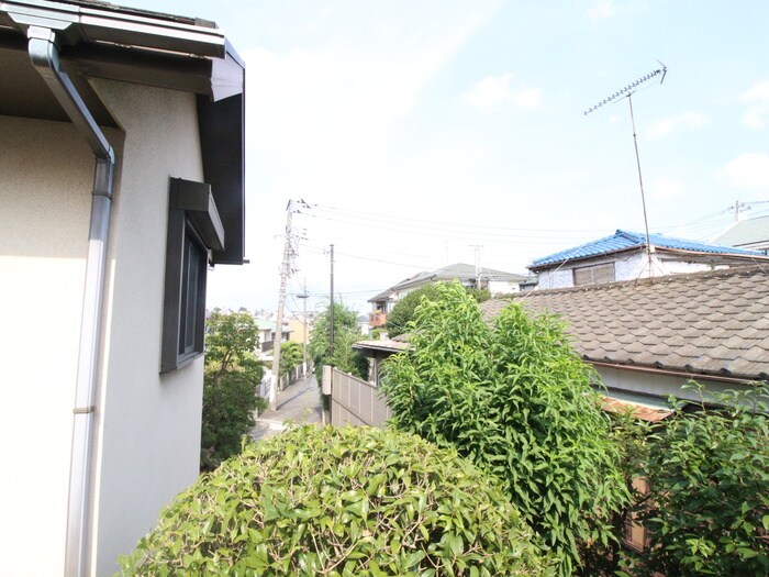 物件内観写真20　(室内からの展望)