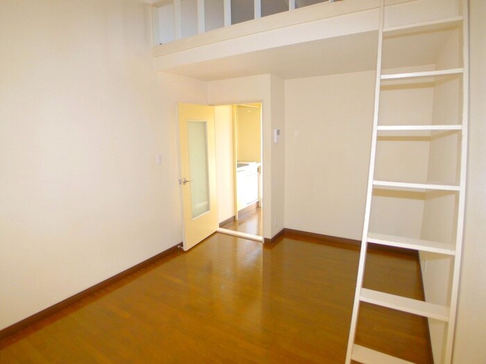 物件内観写真6　(居室)